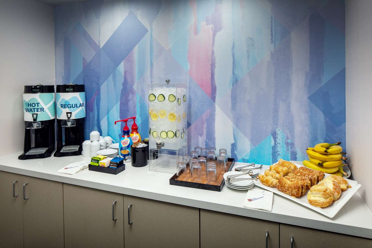 Фото Hilton Garden Inn Arcadia/Pasadena Area