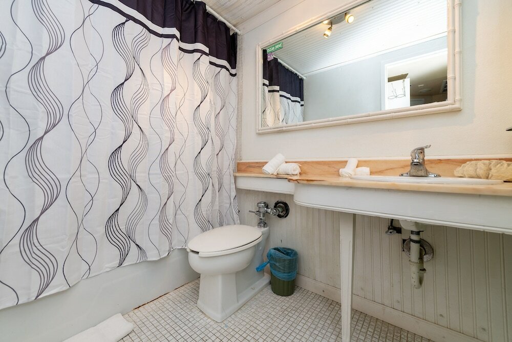 Фото Castle Beach Club Apartments