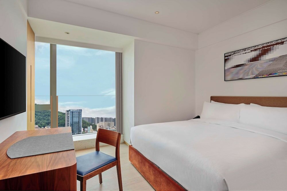 Фото Doubletree by Hilton Shenzhen Airport Residences