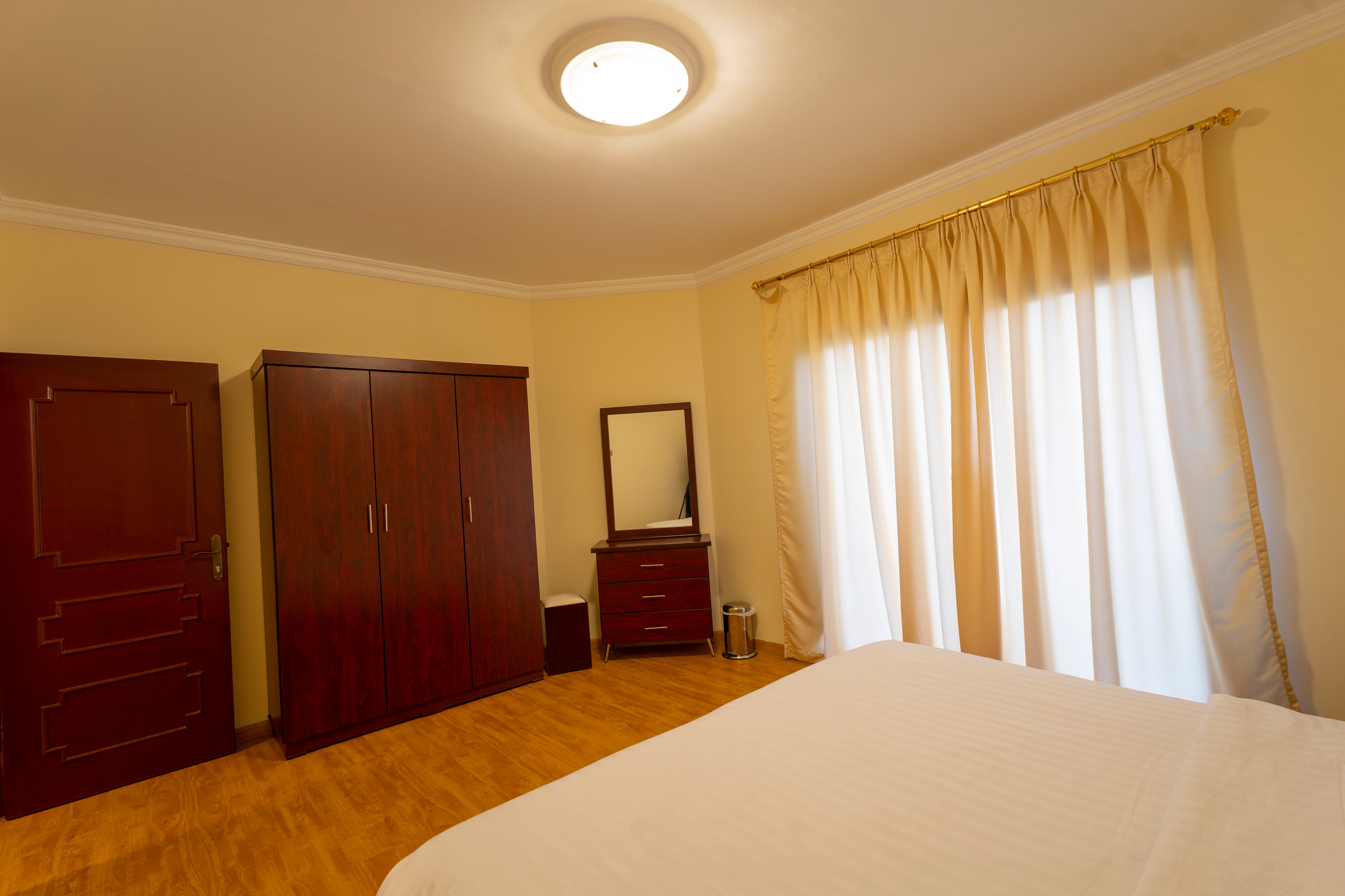 Фото Majestic Hotel