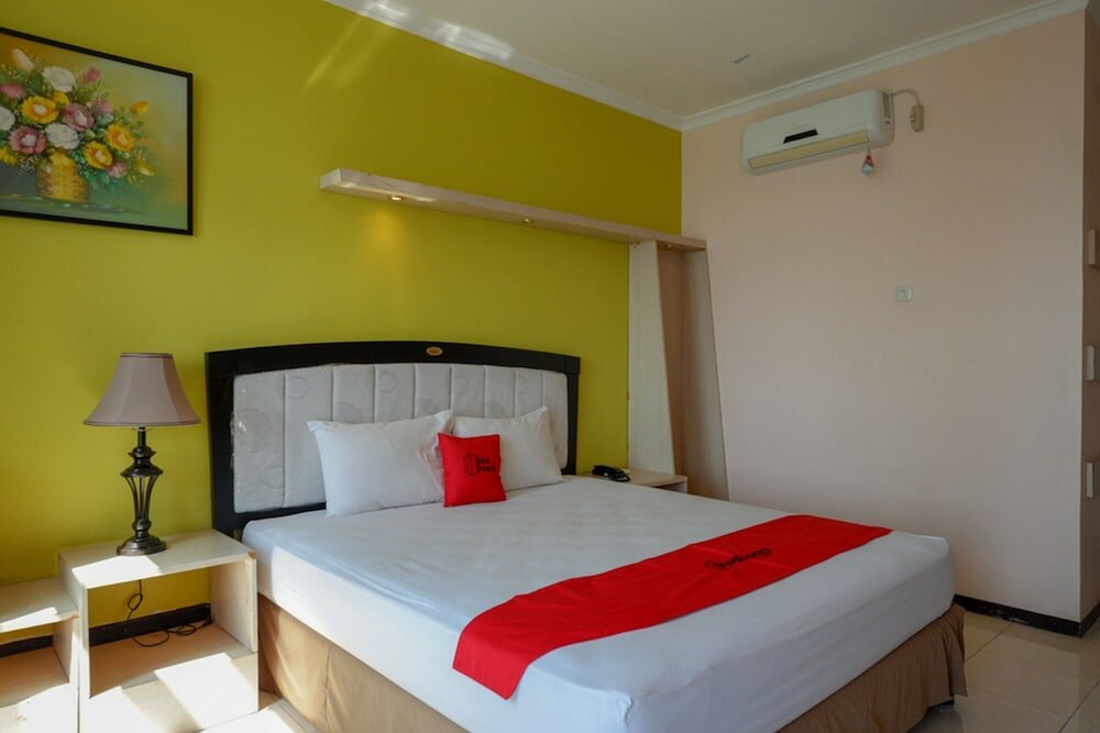 Фото RedDoorz Plus Syariah @ Hotel Boulevard Luwuk