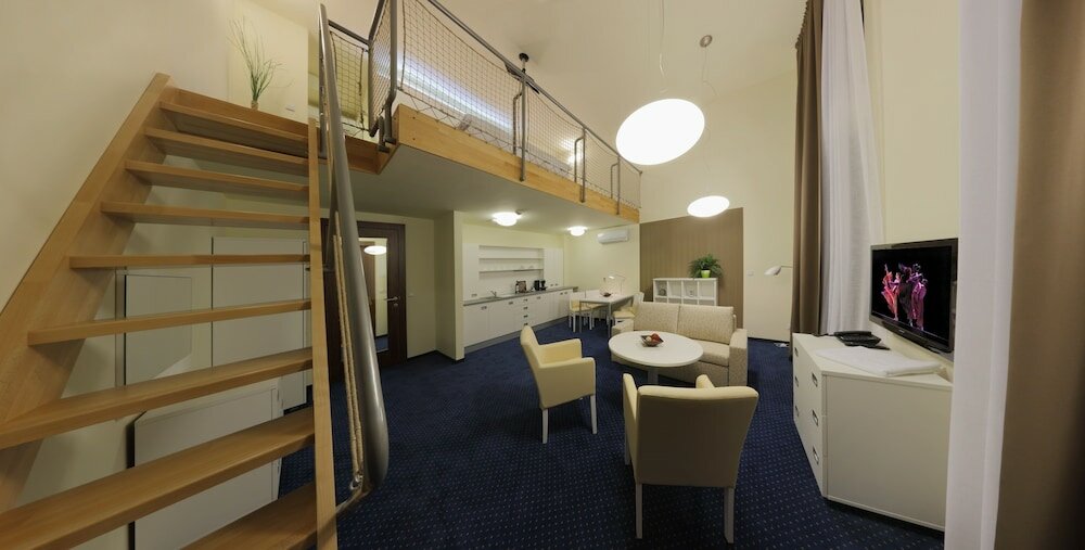 Фото Esmarin Wellness Hotel