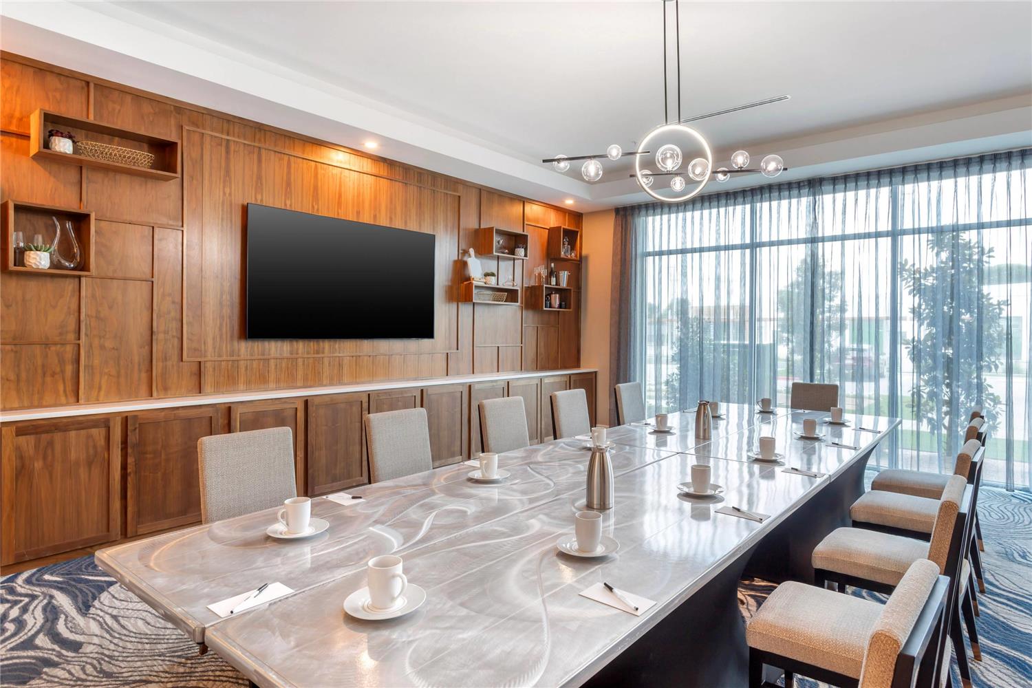 Фото Cambria Hotel Waco Univ Riverfront