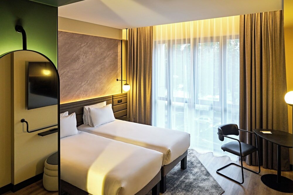 Фото Novotel Rouen Centre Cathédrale