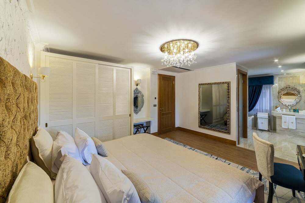 Фото Sintra Marmoris Camelia