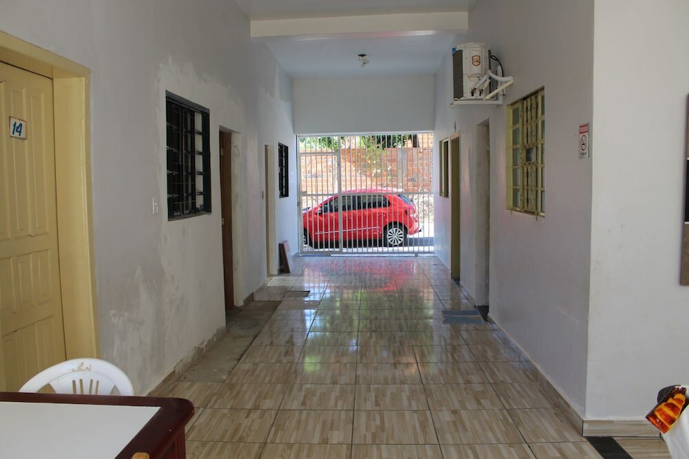 Фото Oyo Pousada Paraná, Cuiabá