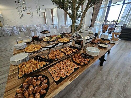 Гостиница The New Hotel Mediteran Ulcinj - Ulqin Villa Edition в Улцине