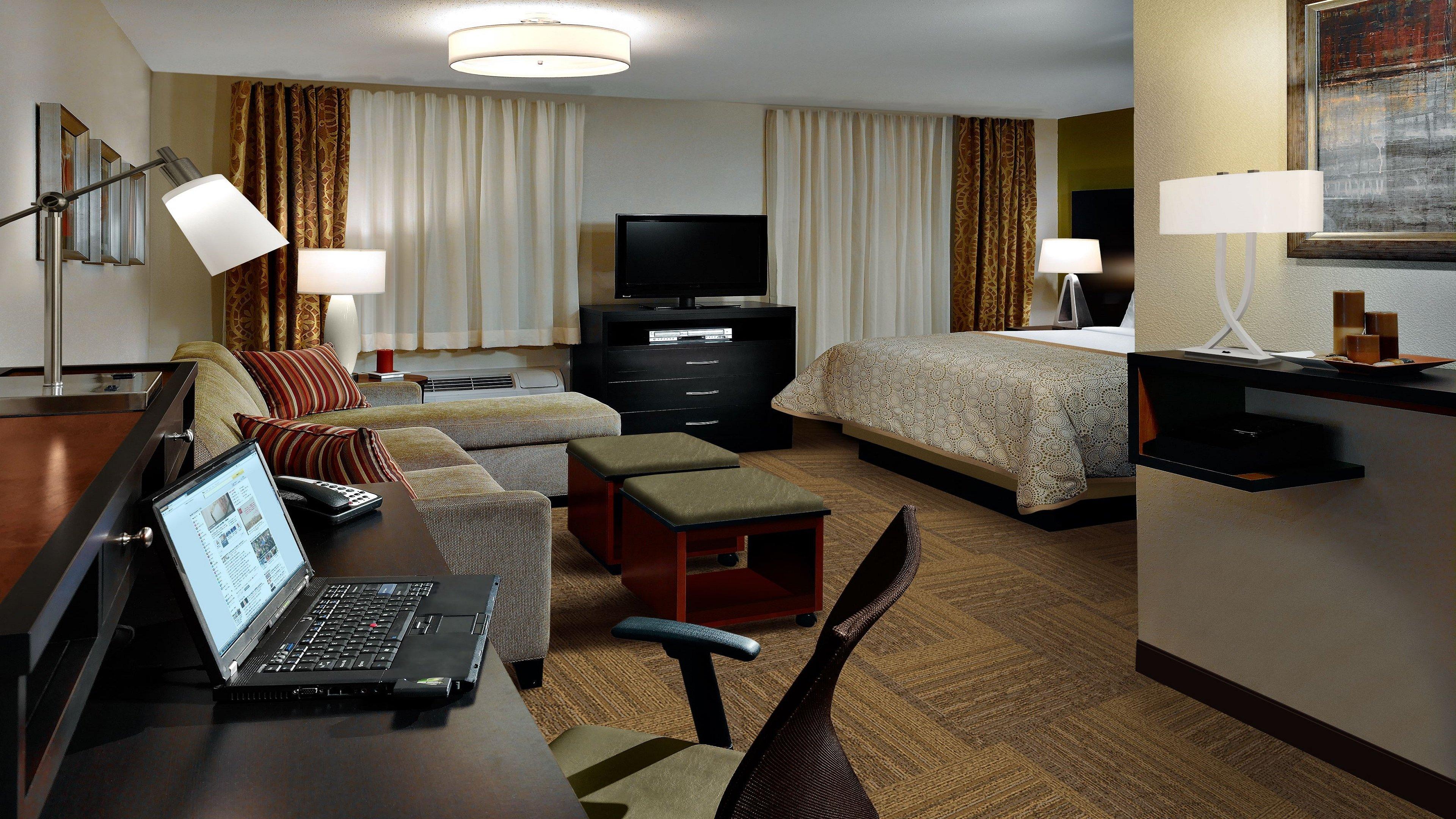 Фото Staybridge Suites Dearborn Mi, an Ihg Hotel