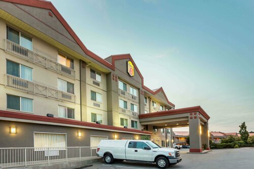 Гостиница Super 8 by Wyndham Abbotsford Bc в Провинции Британская Колумбия