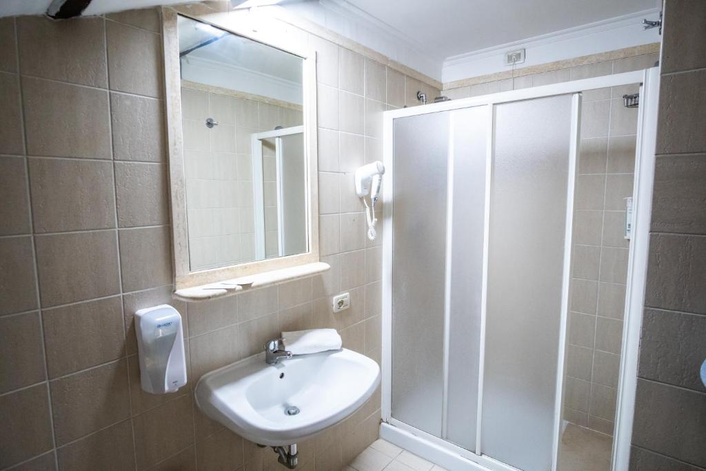 Фото Hotel Center 2