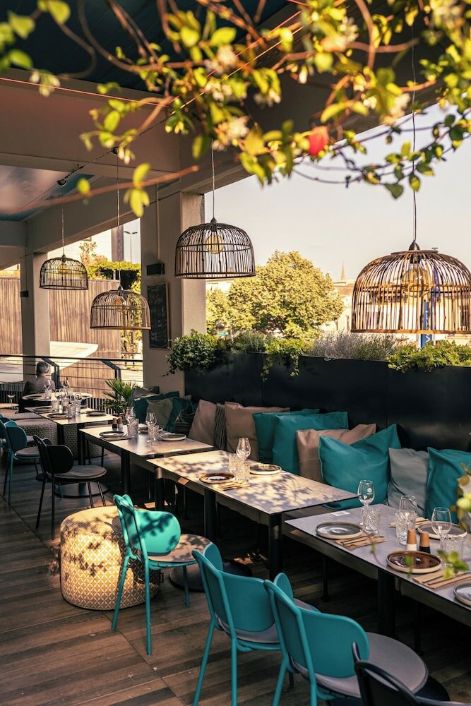 Фото Novotel Bordeaux Centre