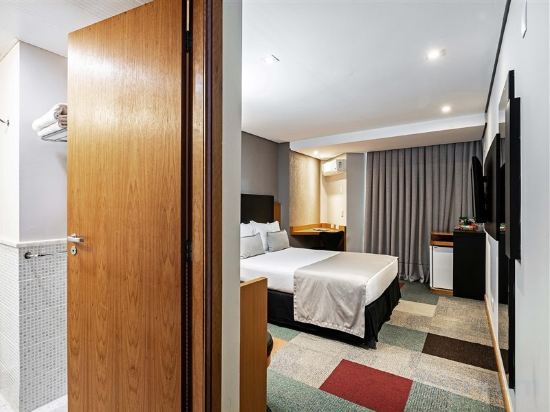 Фото Slaviero Curitiba Batel