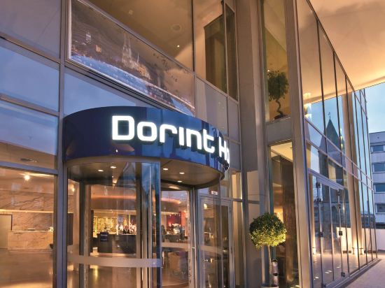 Фото Dorint Hotel am Heumarkt Cologne
