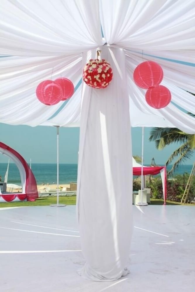 Фото Marquis Beach Resort