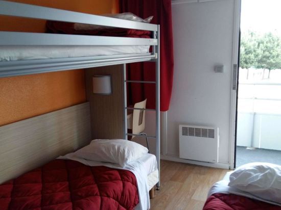 Фото Premiere Classe Lille Nord - Roncq