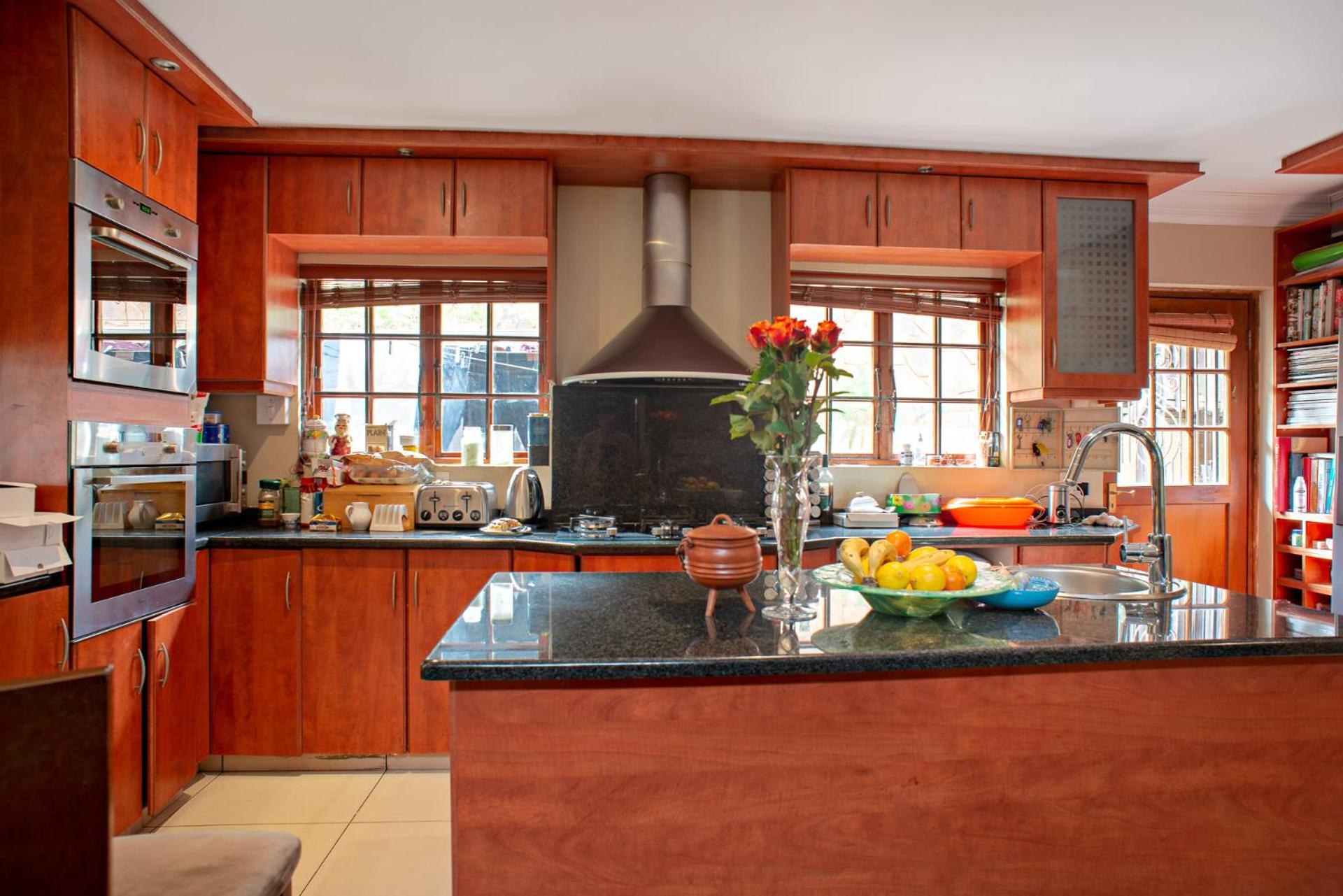 Фото Ekhaya Guest House