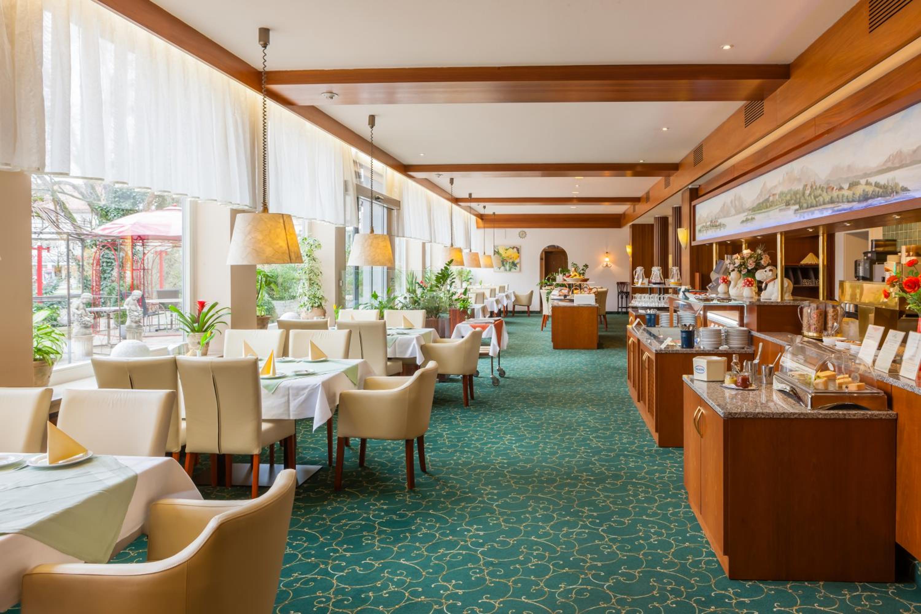 Фото Parkhotel Crombach