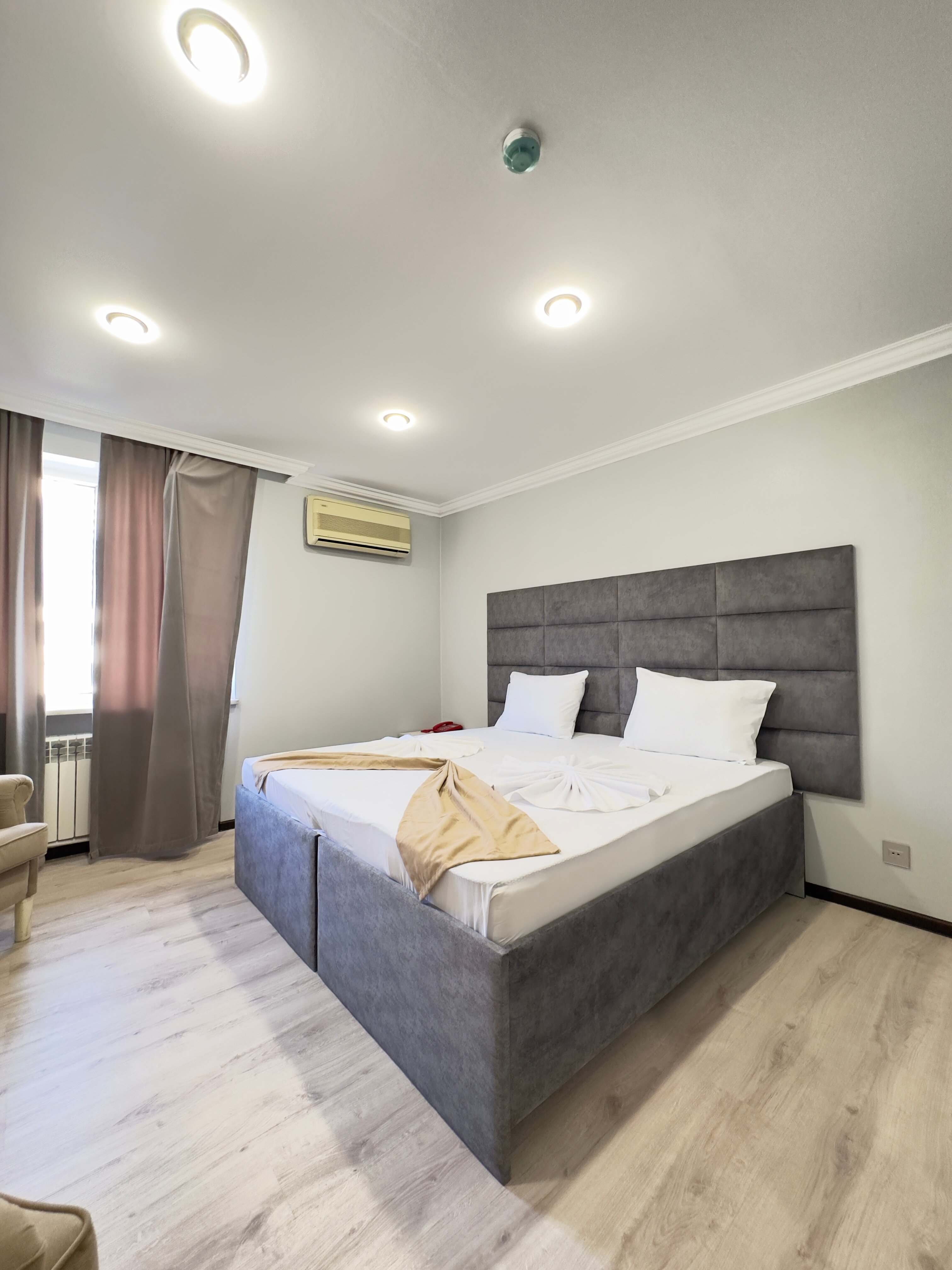 Фото Rosemary Inn Hotel