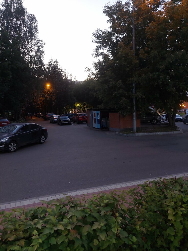 Trash and garbage disposal area Trash and garbage disposal area, Moscow, photo