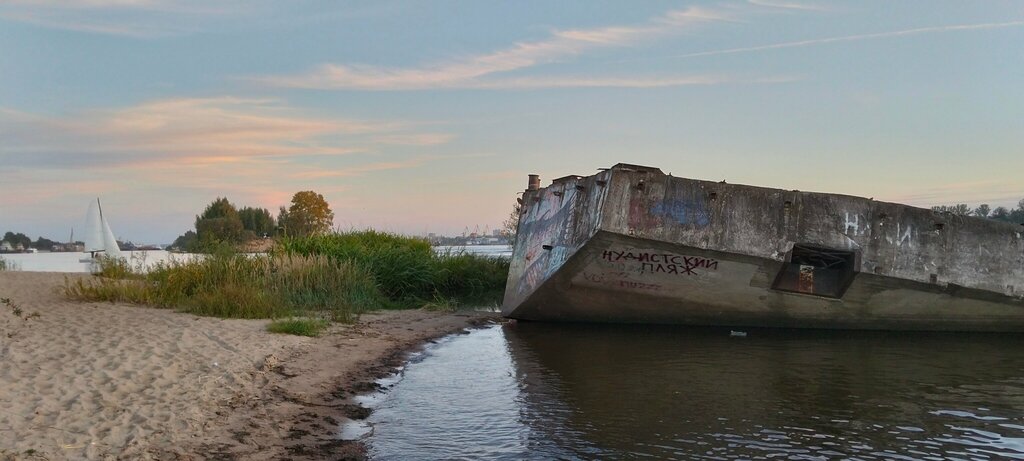 Memorial site, local landmark Дебаркадер, Yaroslavl, photo