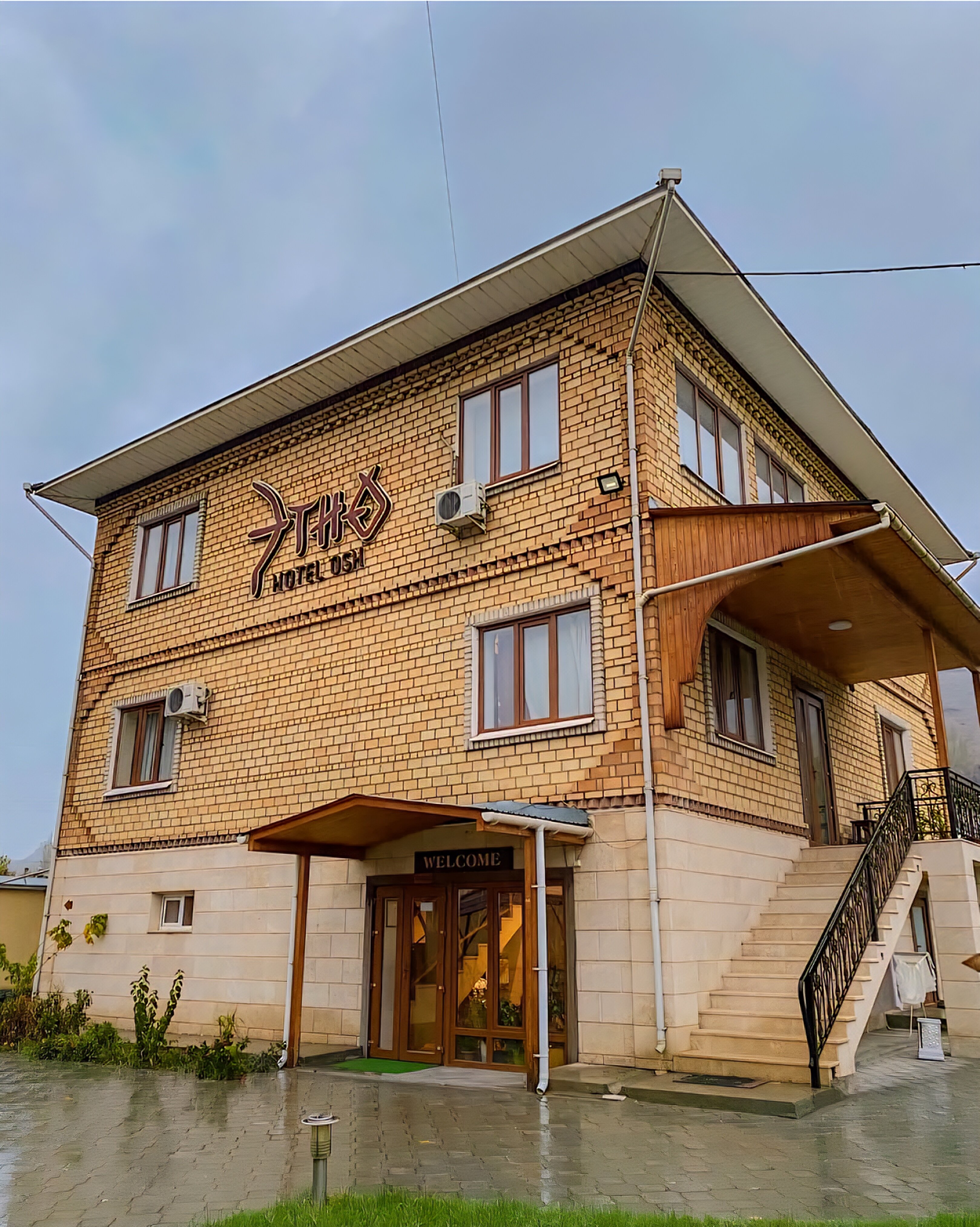 Фото отеля 1