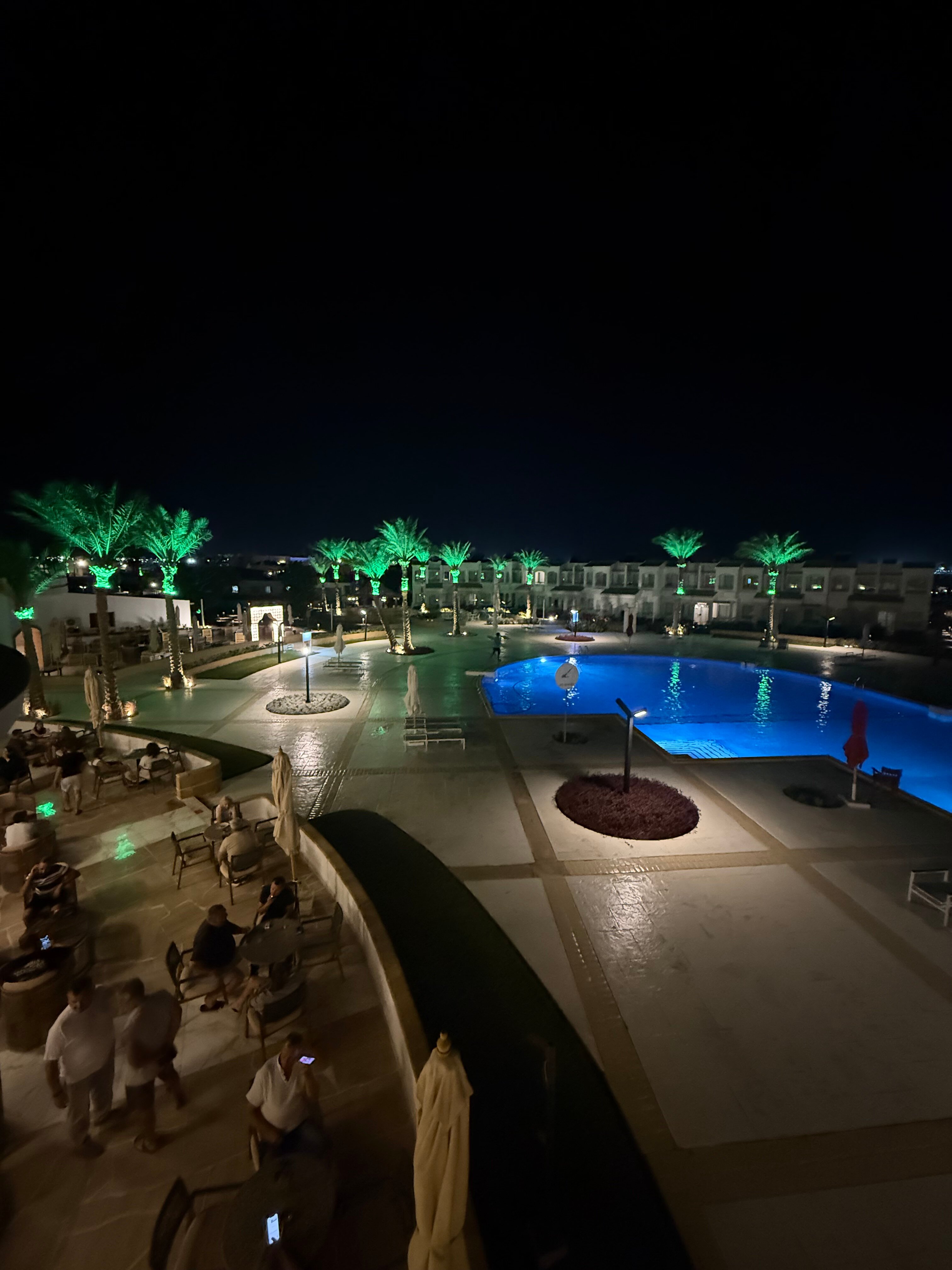 Фото Coral Beach Resort Tiran