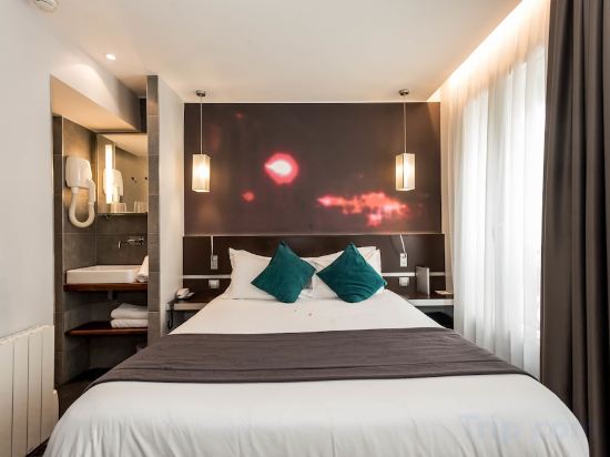 Фото Hotel Lumières Montmartre Paris