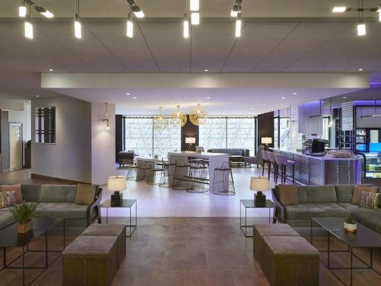 Фото Toronto Airport Marriott Hotel