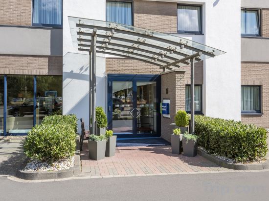 Фото Holiday Inn Express Cologne Mulheim