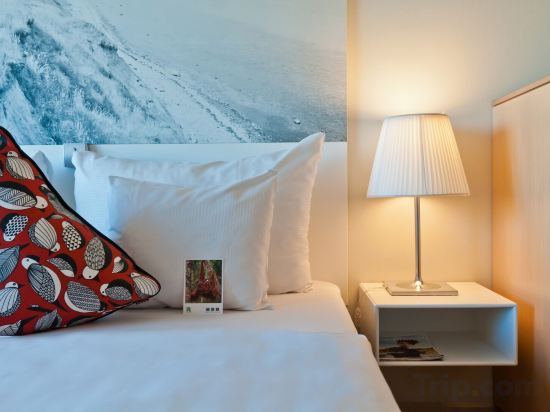 Фото Clarion Hotel Sign