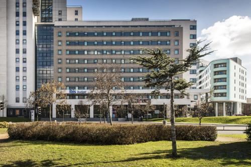 Фото Ibis budget Leeds Centre Crown Point Road