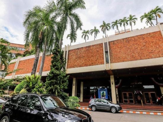 Фото Chiang Mai Orchid Hotel