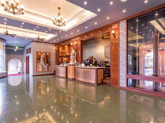 Фото Erawan Hotel