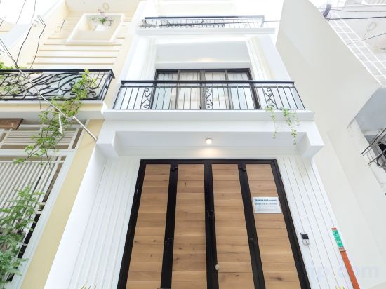 Фото Cozrum Homes Charming Corner