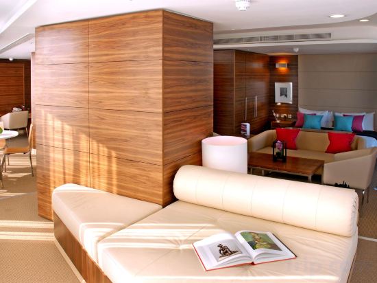 Фото Park Plaza County Hall London