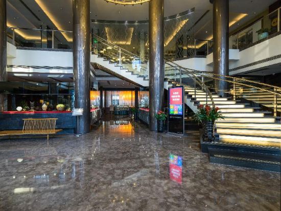 Фото Jinglun Hotel