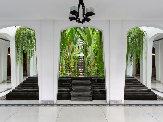 Фото Отель The Siam