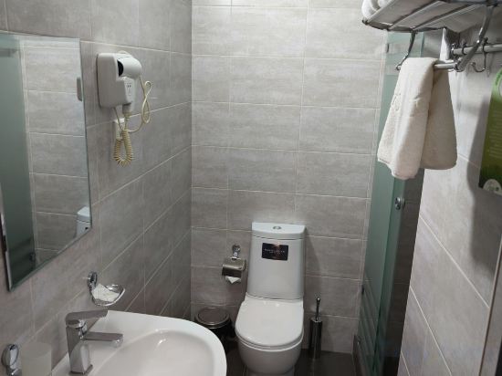 Фото Tourist Inn Hotel