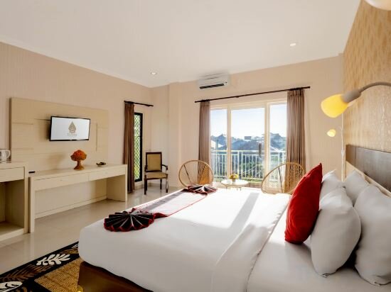 Фото The Kanjeng Hotel Kuta