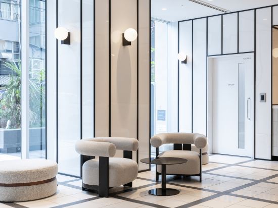 Фото Brackets Hotel Osaka Hommachi