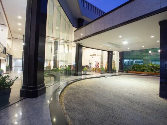 Фото Ch Hotel