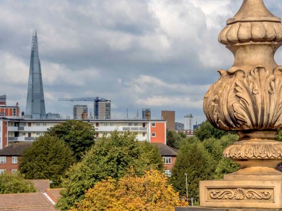 Фото London Stay Apartments