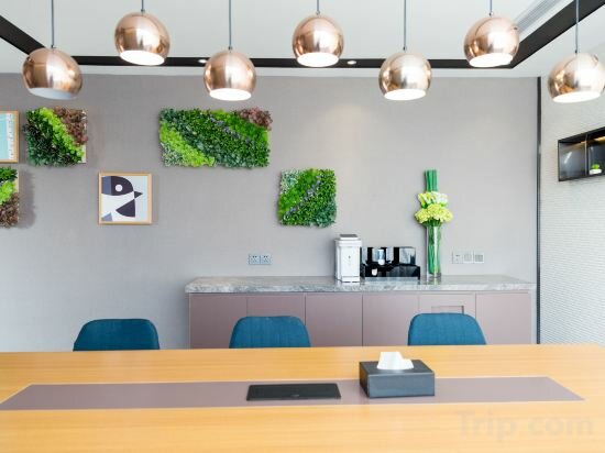 Фото Homeinn Hotel