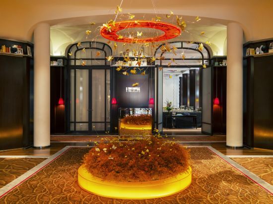 Фото Le Royal Monceau Raffles Paris