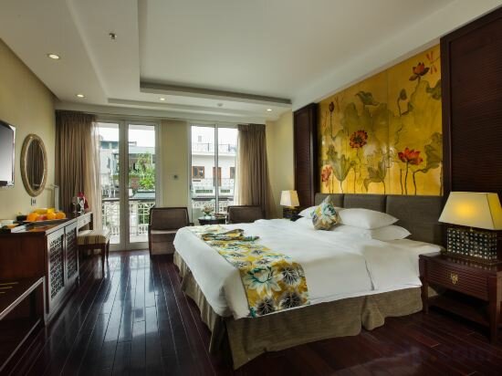 Фото Golden Silk Boutique Hotel