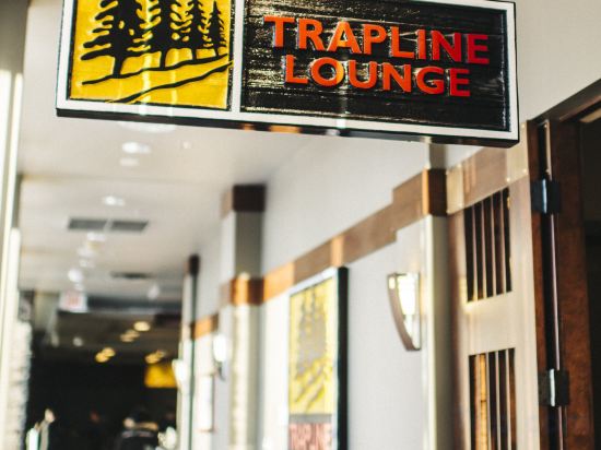 Фото The Explorer Hotel Yellowknife