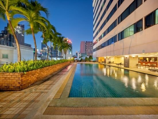 Фото Royal Benja Hotel