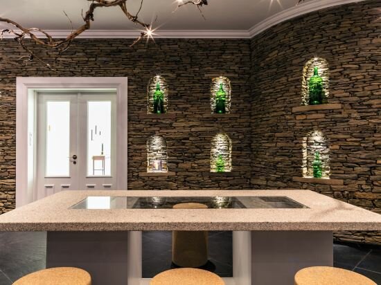 Фото The Yeatman Hotel