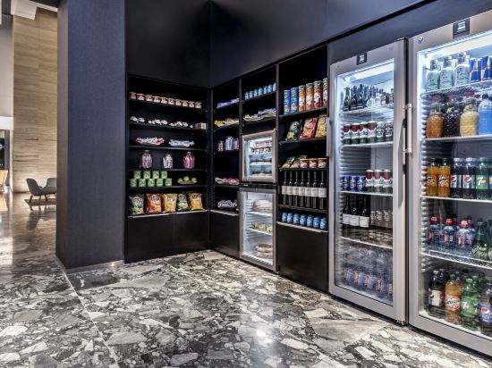 Фото Courtyard by Marriott Brno