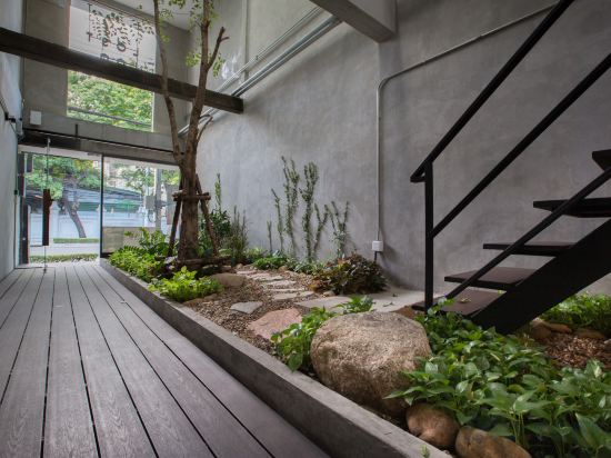 Фото Lost Inn Bkk